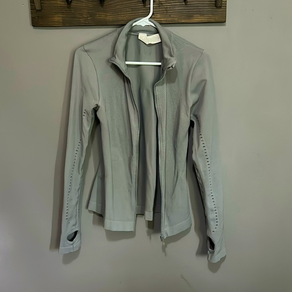 ZYIA Jacket - Picture 1 of 3